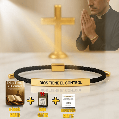 Amuleto Dios tiene el control